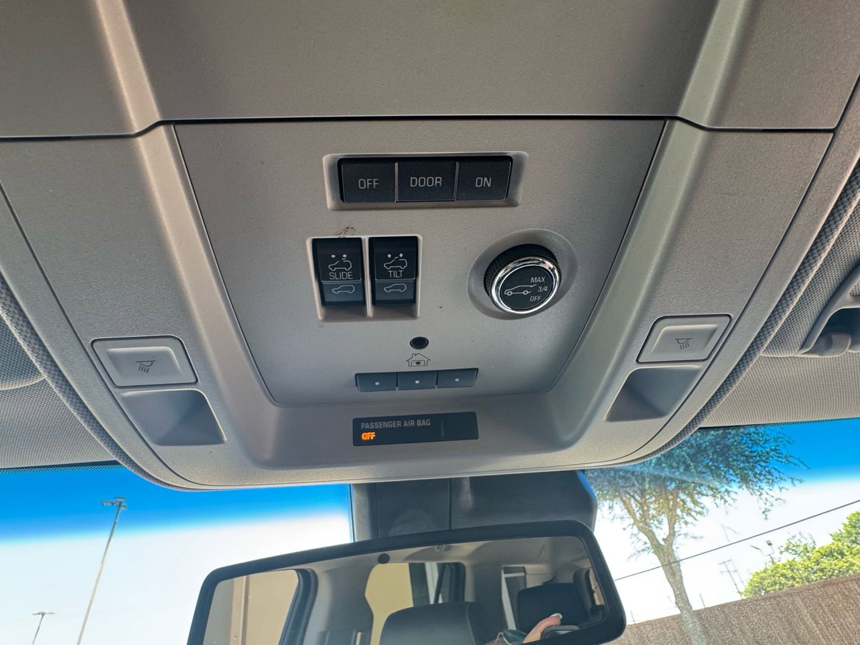 Used 2018 GMC Yukon SLT w/ Open Road Package RWD image 22