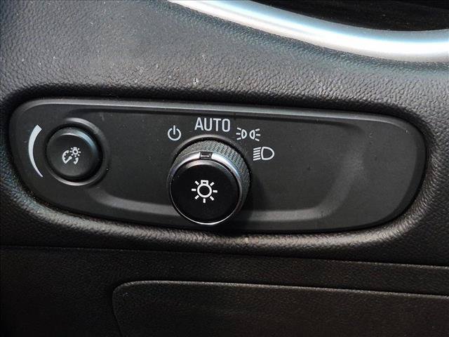 Used 2023 Chevrolet Malibu LT FWD image 10