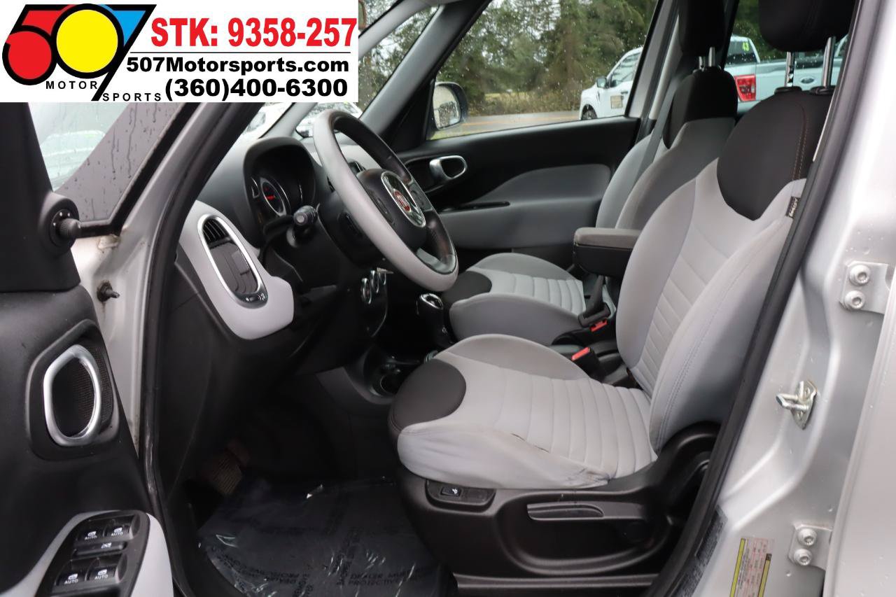 Used 2014 FIAT 500L Easy w/ Popular Equipment Group FWD image 15