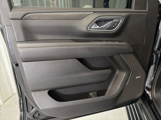 Used 2021 GMC Yukon AT4 w/ AT4 Premium Plus Package AWD/4WD image 9