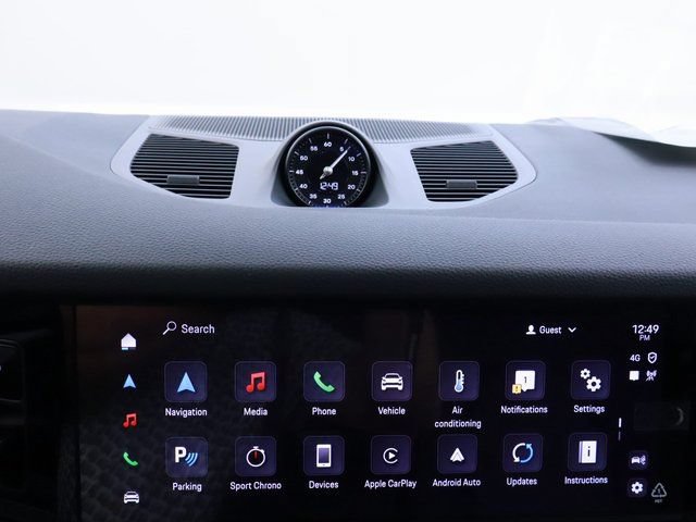 Certified 2024 Porsche Cayenne Coupe AWD/4WD image 27
