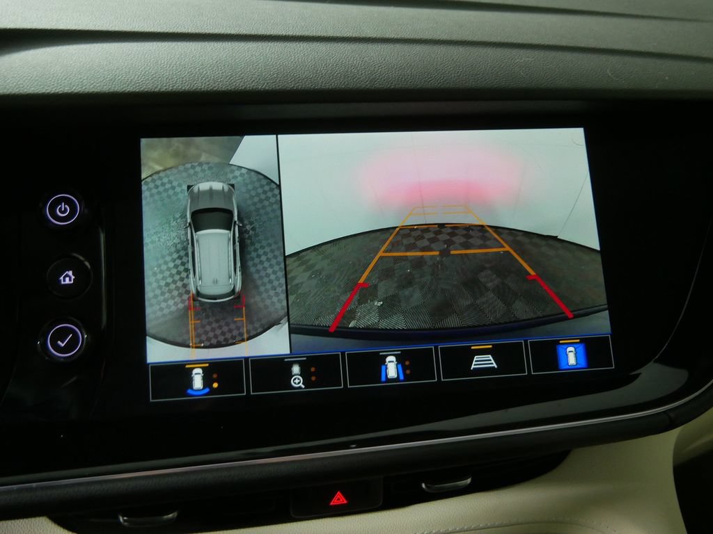 Used 2023 Buick Envision Avenir AWD/4WD image 30