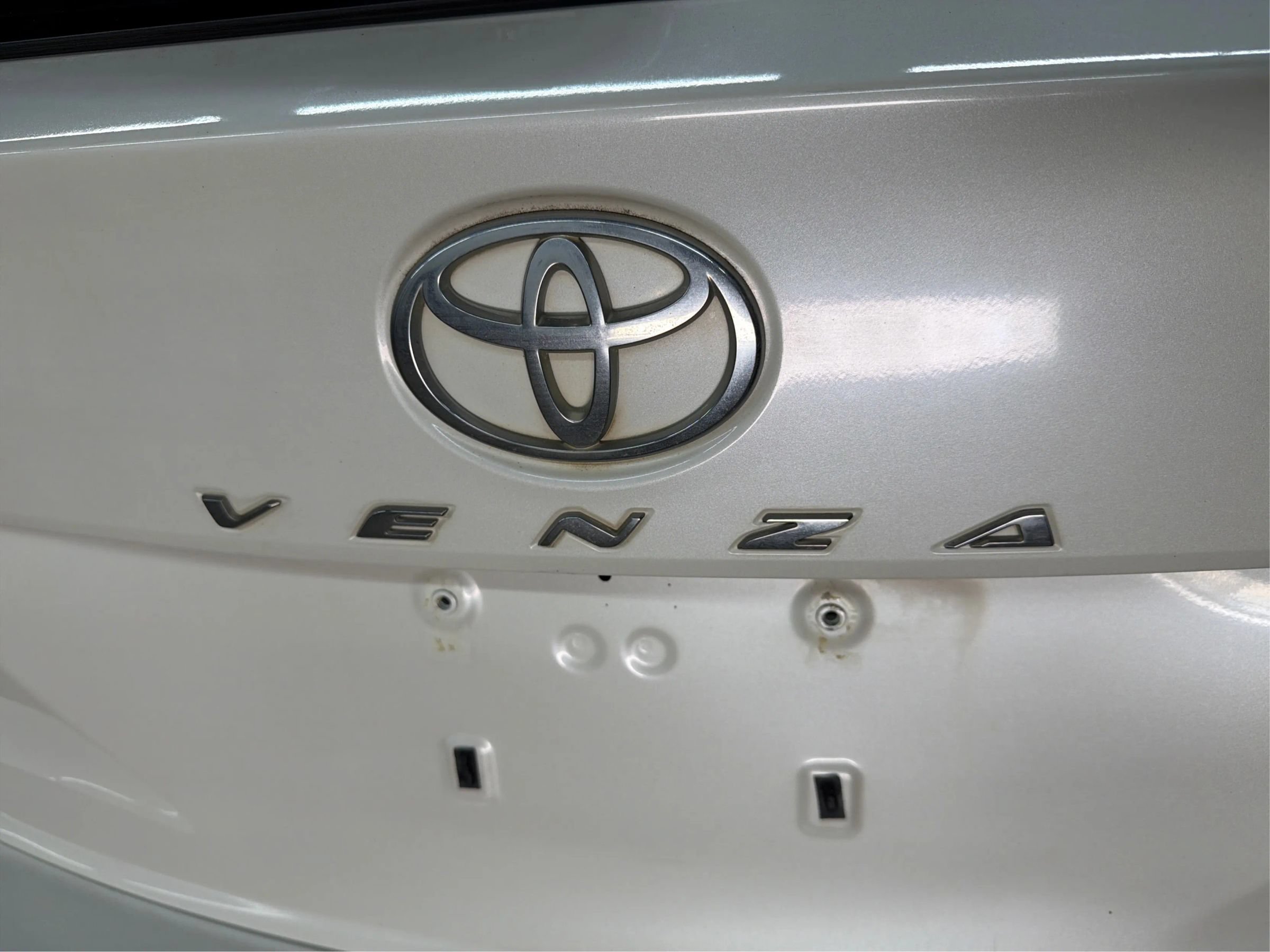 Used 2011 Toyota Venza FWD image 34