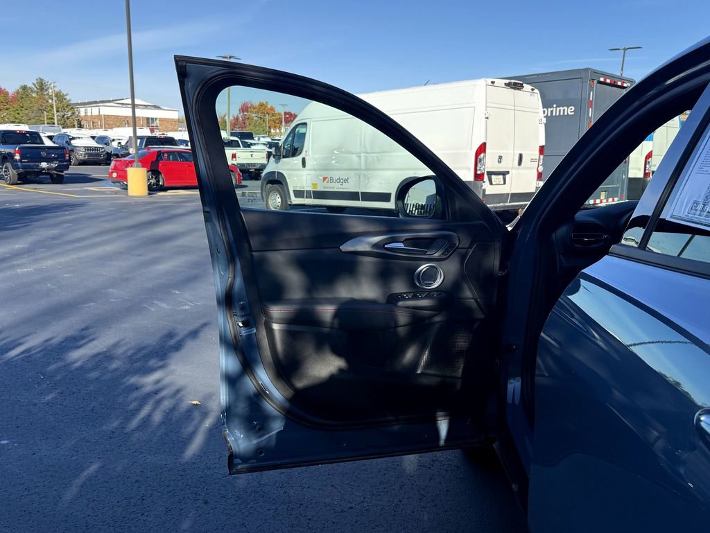 Used 2023 Dodge Hornet GT Plus image 11