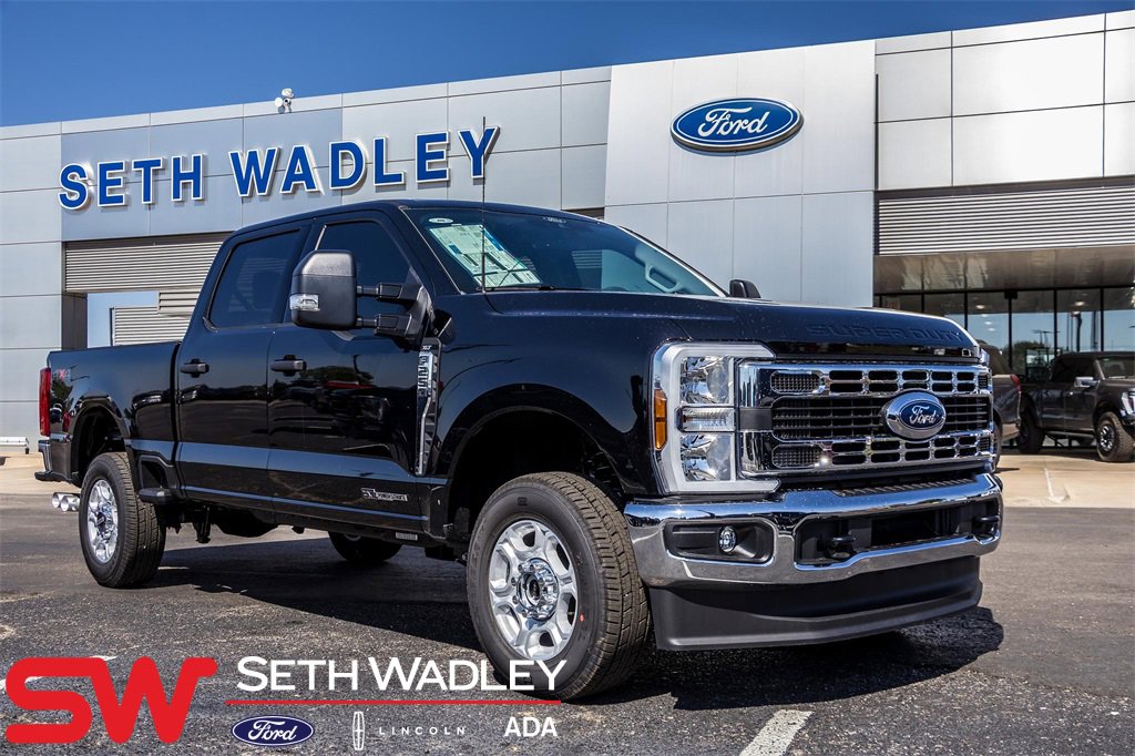 New 2026 Ford F250 XLT image 1