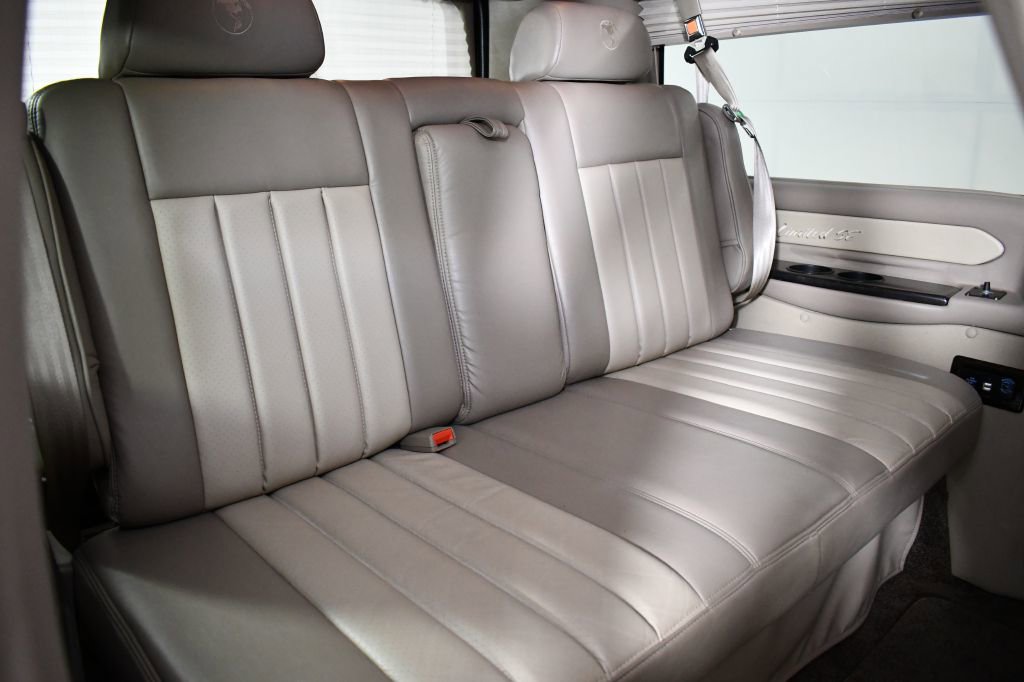 Used 2013 GMC Savana 1500 AWD image 39