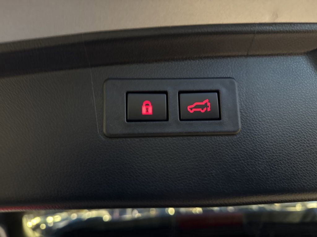 Used 2023 Subaru Outback Limited image 19