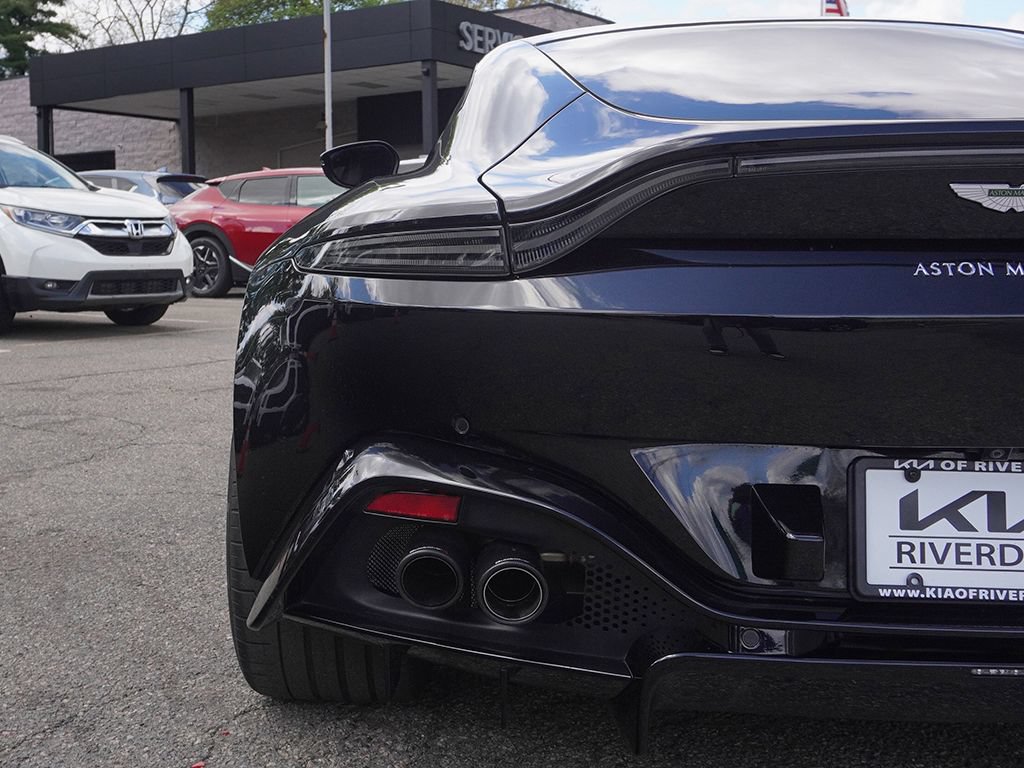Used 2020 Aston Martin V8 Vantage Coupe RWD image 13