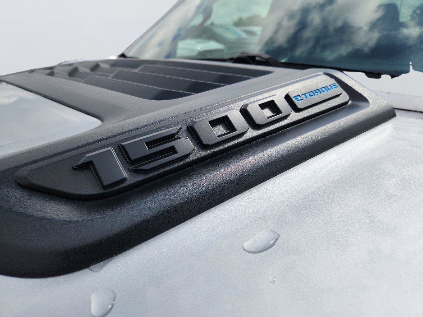 New 2026 RAM 1500 Express AWD/4WD image 11