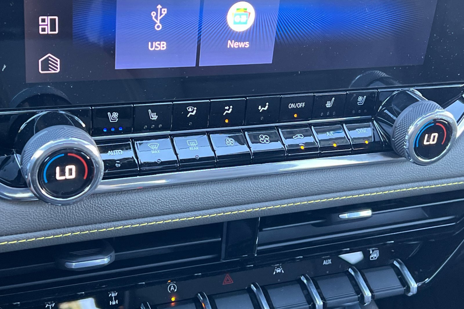 New 2026 Chevrolet Colorado ZR2 w/ ZR2 Bison Edition image 17