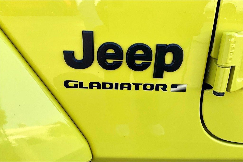 Used 2023 Jeep Gladiator Sport AWD/4WD image 27