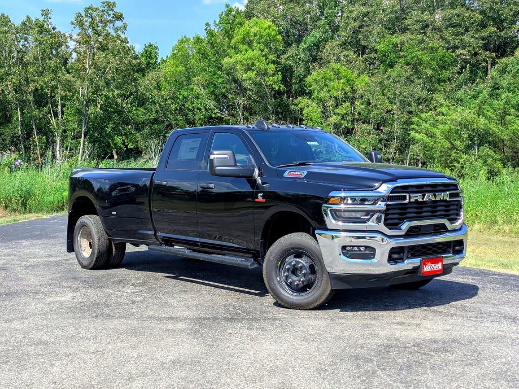 New 2026 RAM 3500 Tradesman image 30
