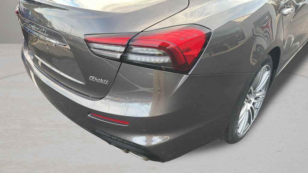 Used 2022 Maserati Ghibli Modena Q4 image 11