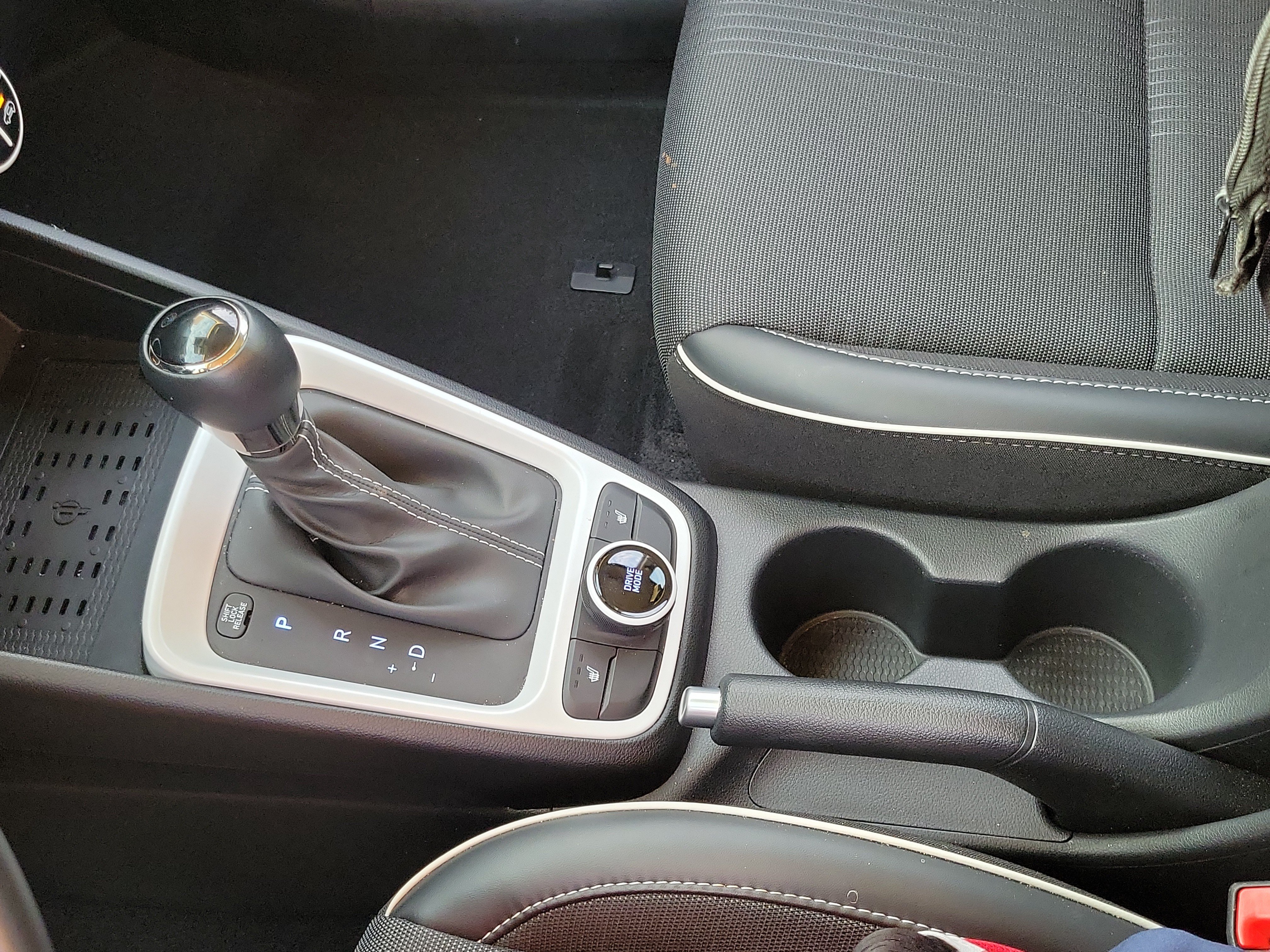 Certified 2026 Hyundai Venue SEL FWD image 19