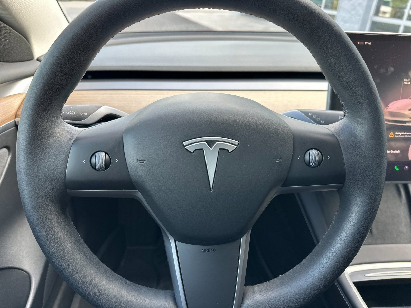 Used 2023 Tesla Model 3 Standard Range image 21