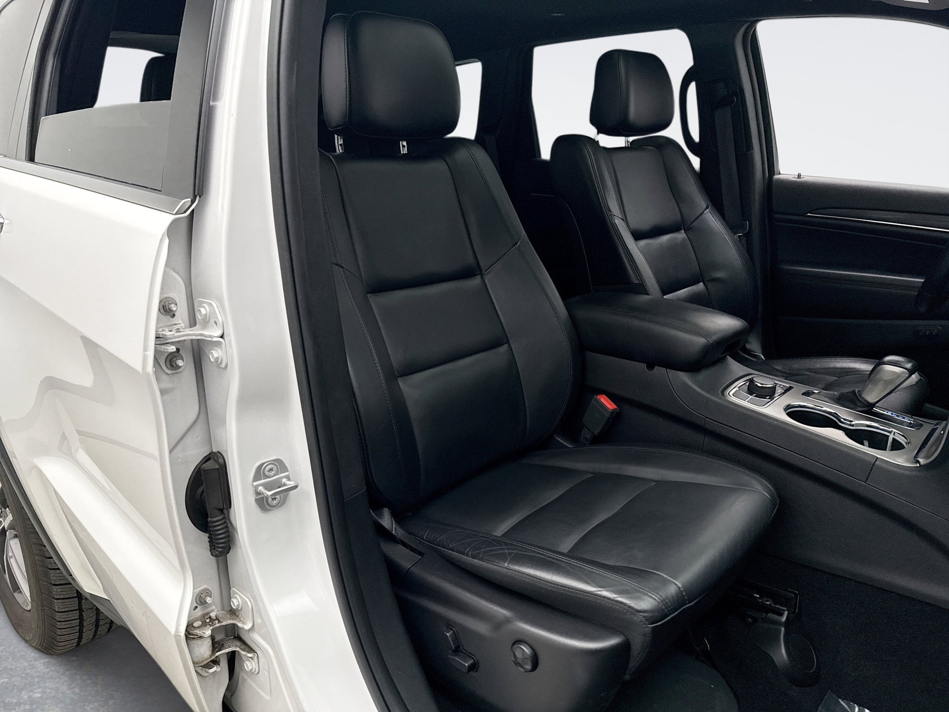 Used 2021 Jeep Grand Cherokee Limited image 17