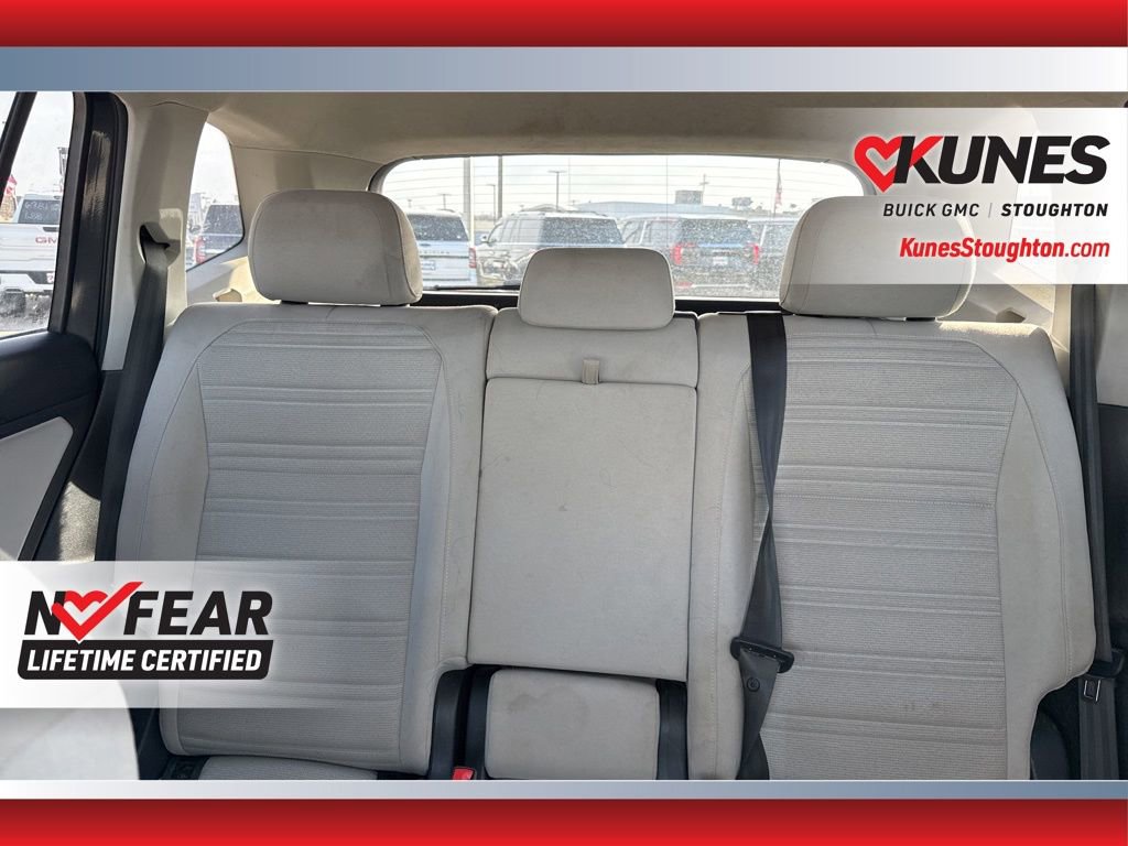 Used 2022 Volkswagen Tiguan S image 34