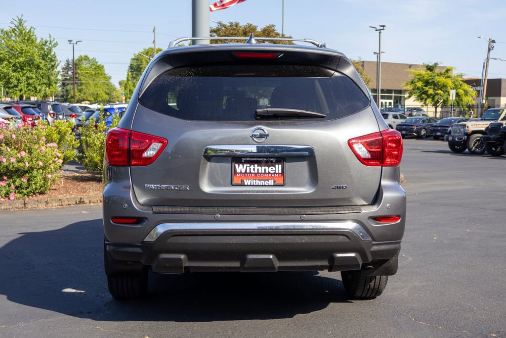 Used 2019 Nissan Pathfinder S AWD/4WD image 8