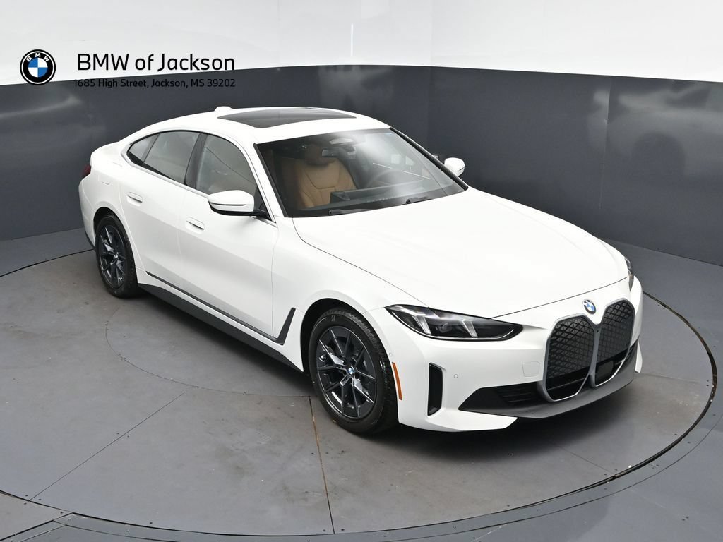 New 2026 BMW i4 eDrive40 w/ Premium Package RWD image 1