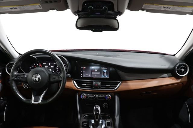 Used 2020 Alfa Romeo Giulia Ti w/ Active Blind Spot Package image 12