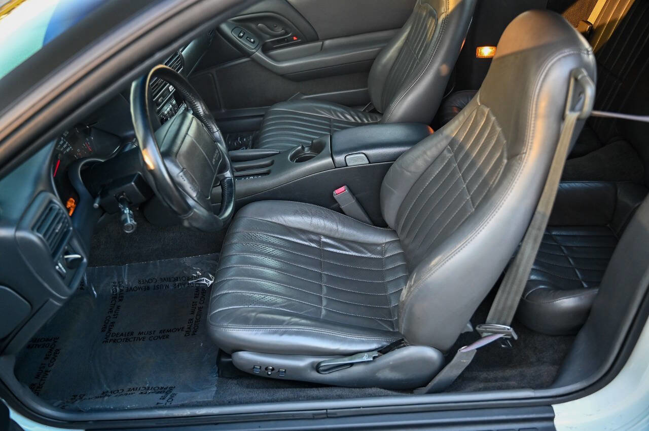 Used 1997 Chevrolet Camaro Z28 image 82