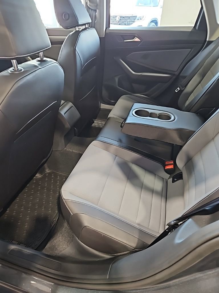 New 2026 Volkswagen Jetta SE image 22