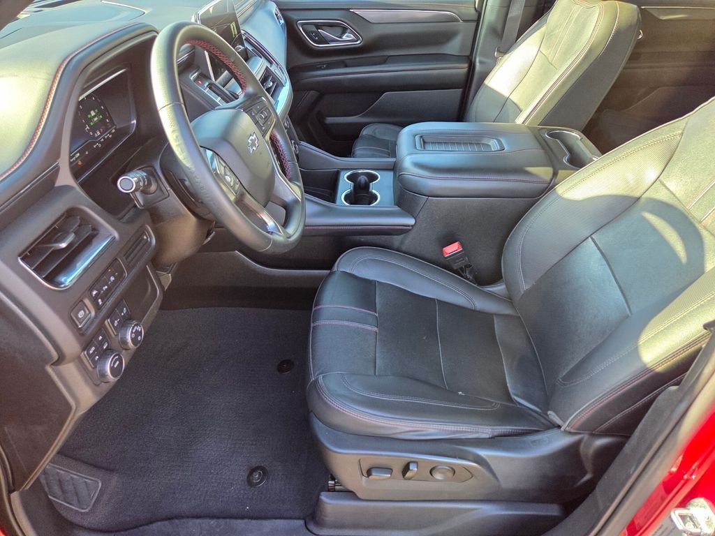 Used 2023 Chevrolet Suburban RST AWD/4WD image 13