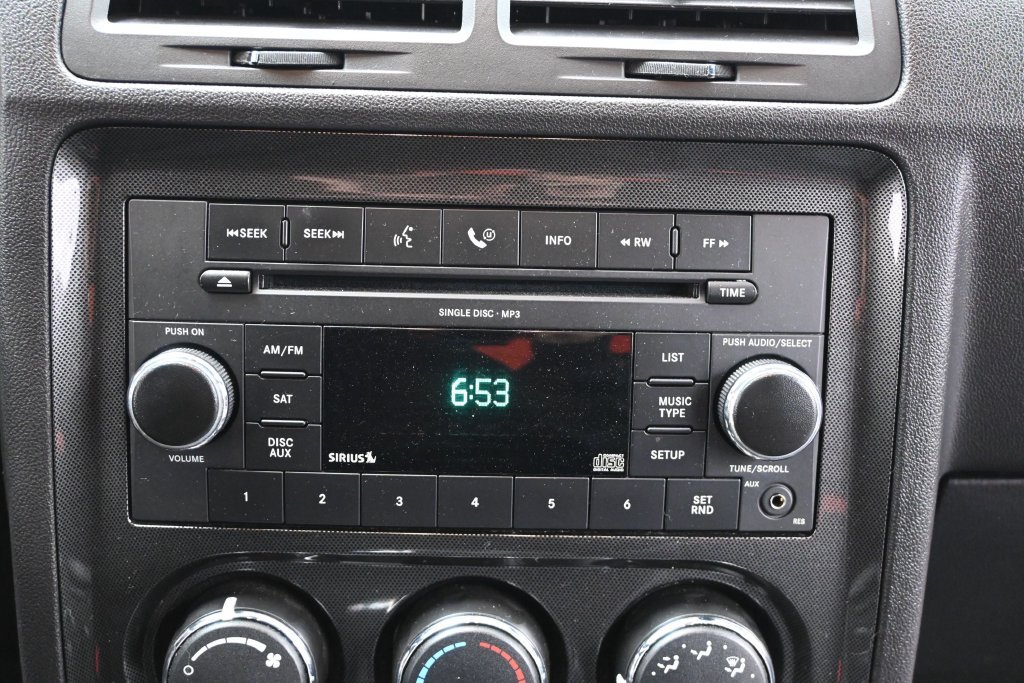 Used 2009 Dodge Challenger SRT8 RWD image 14