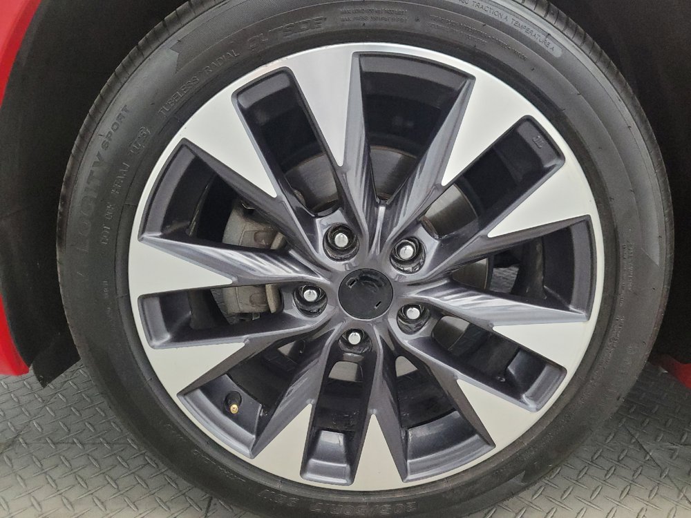 Used 2018 Nissan Sentra SR FWD image 31