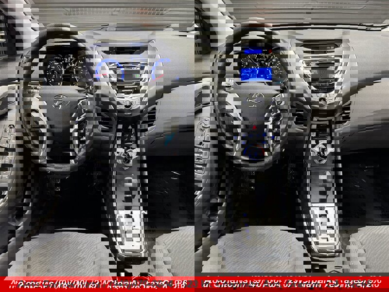 Used 2012 Hyundai Elantra GLS image 12