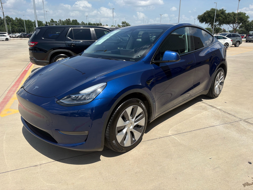 Used 2022 Tesla Model Y Long Range AWD/4WD image 5