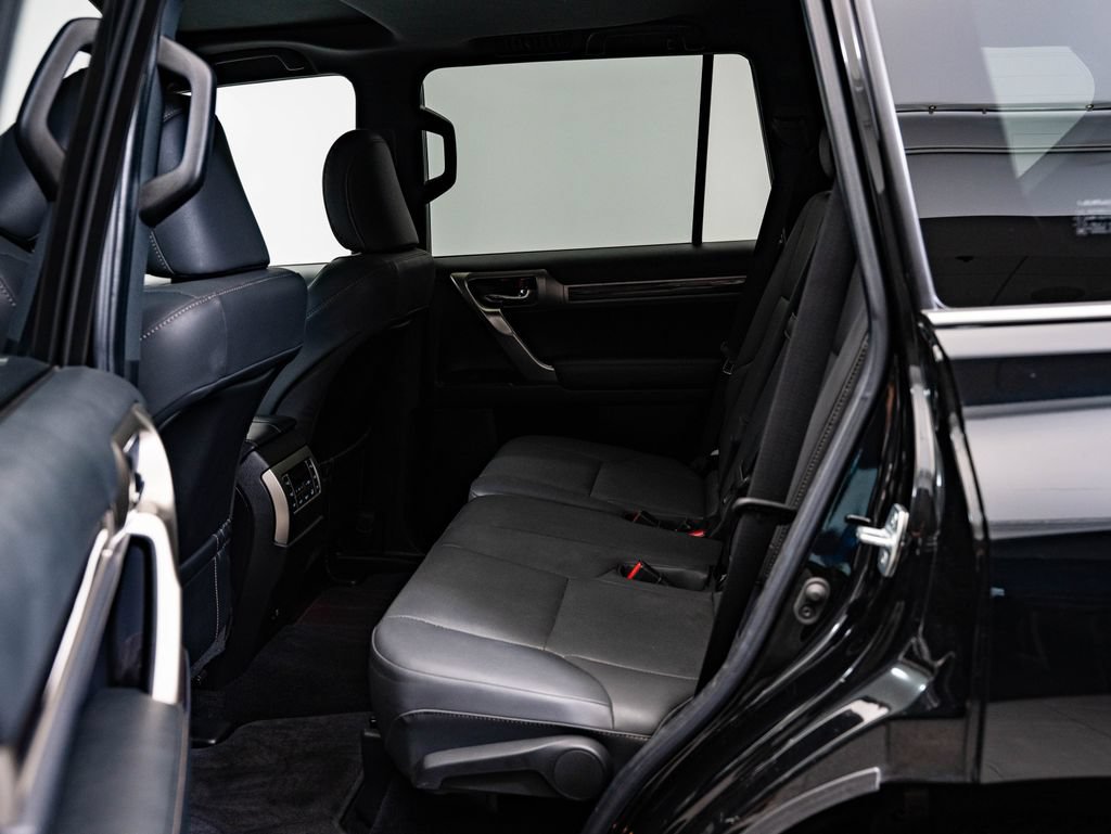 Used 2021 Lexus GX 460 Premium w/ Premium Package AWD/4WD image 41