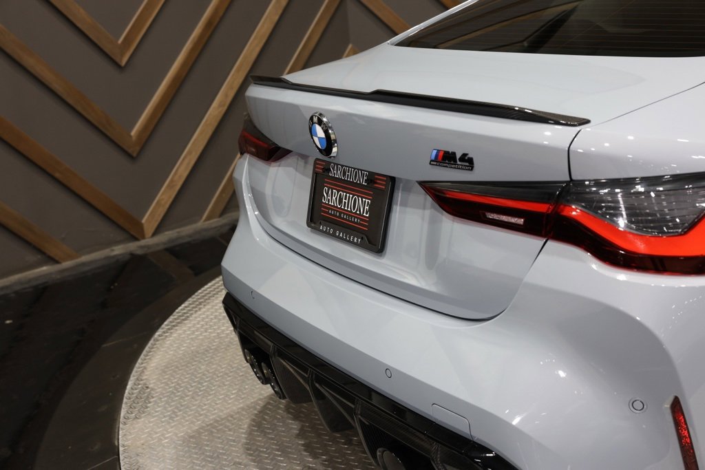 Used 2021 BMW M4 Competition w/ M Carbon Exterior Package image 24