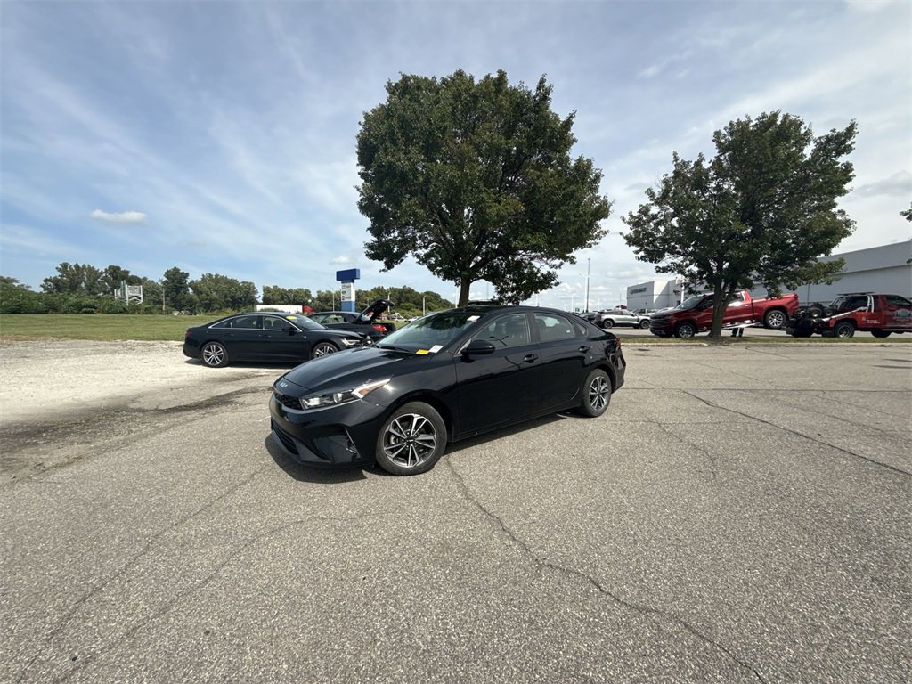Used 2023 Kia Forte LXS