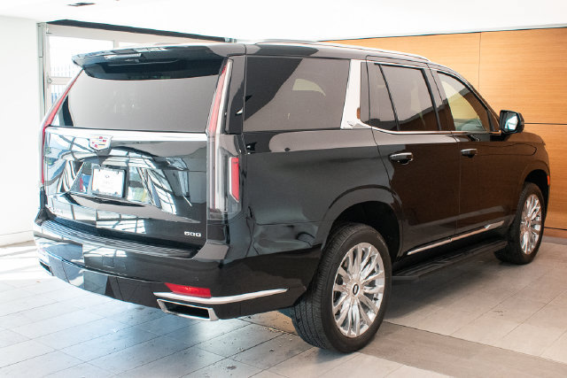Used 2024 Cadillac Escalade Premium Luxury w/ LPO, Floor Liner Package AWD/4WD image 6