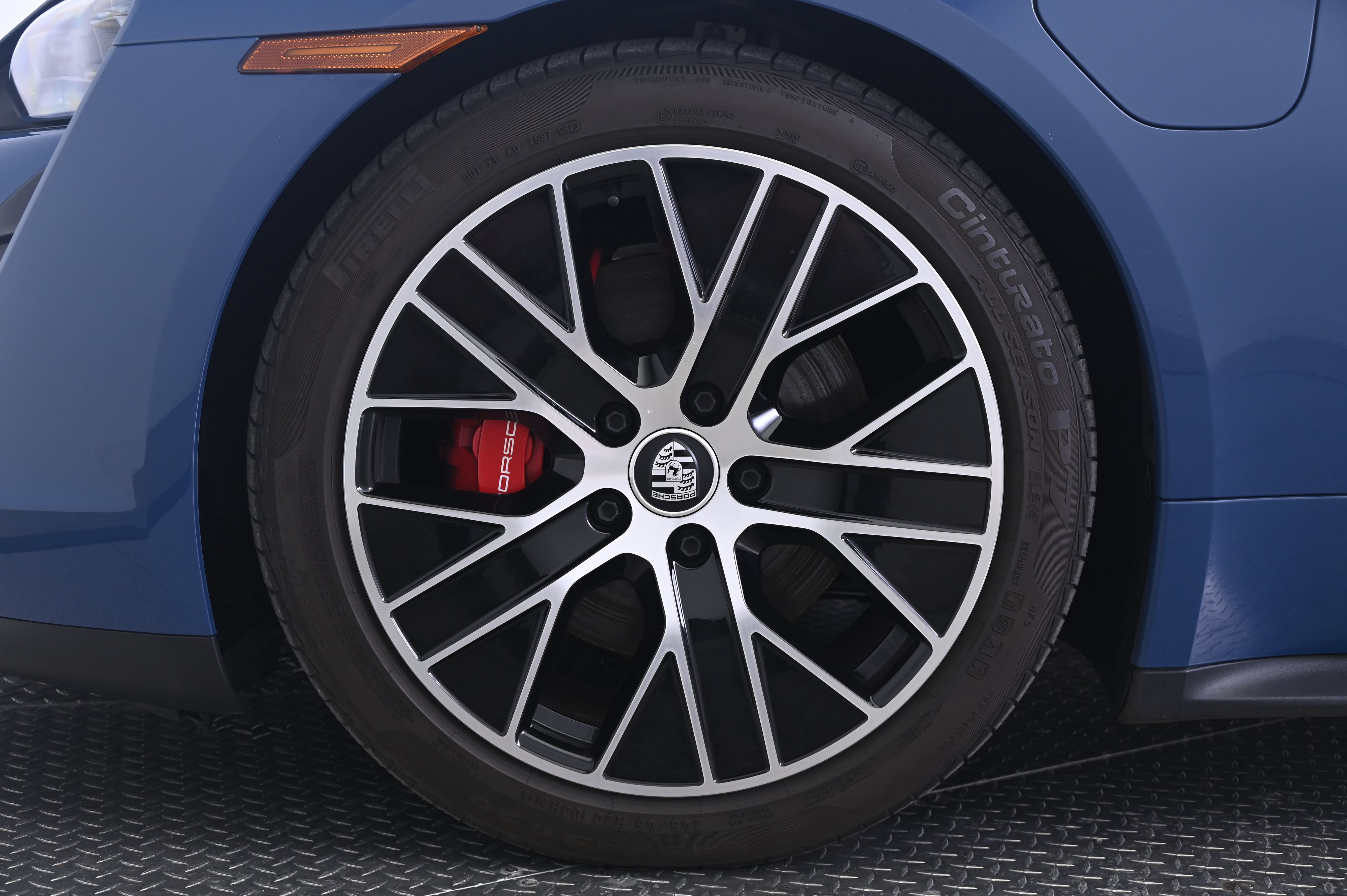Certified 2023 Porsche Taycan 4S AWD/4WD image 11