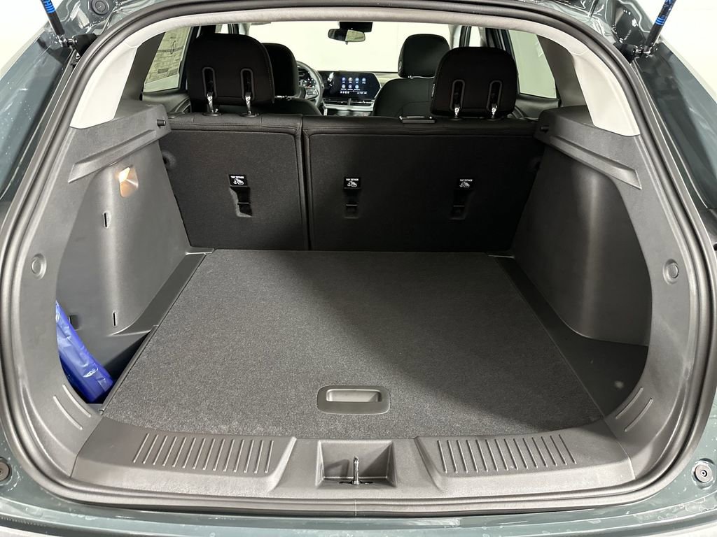 New 2026 Chevrolet Trax LS w/ LS Convenience Package FWD image 23