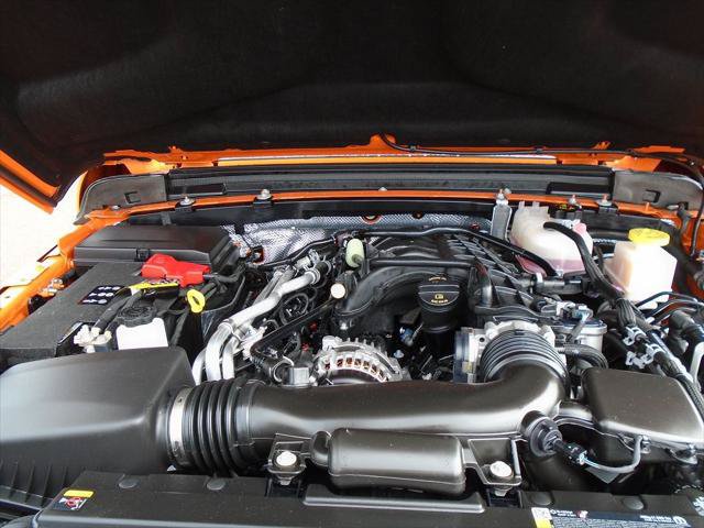Certified 2025 Jeep Gladiator Mojave w/ Safety Group AWD/4WD image 21