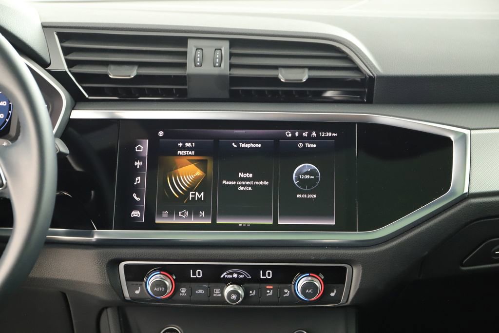 Certified 2024 Audi Q3 2.0T Premium w/ Convenience Package image 19