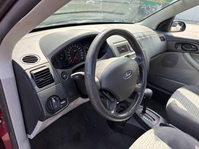 Used 2006 Ford Focus ZX4 Sedan FWD image 14