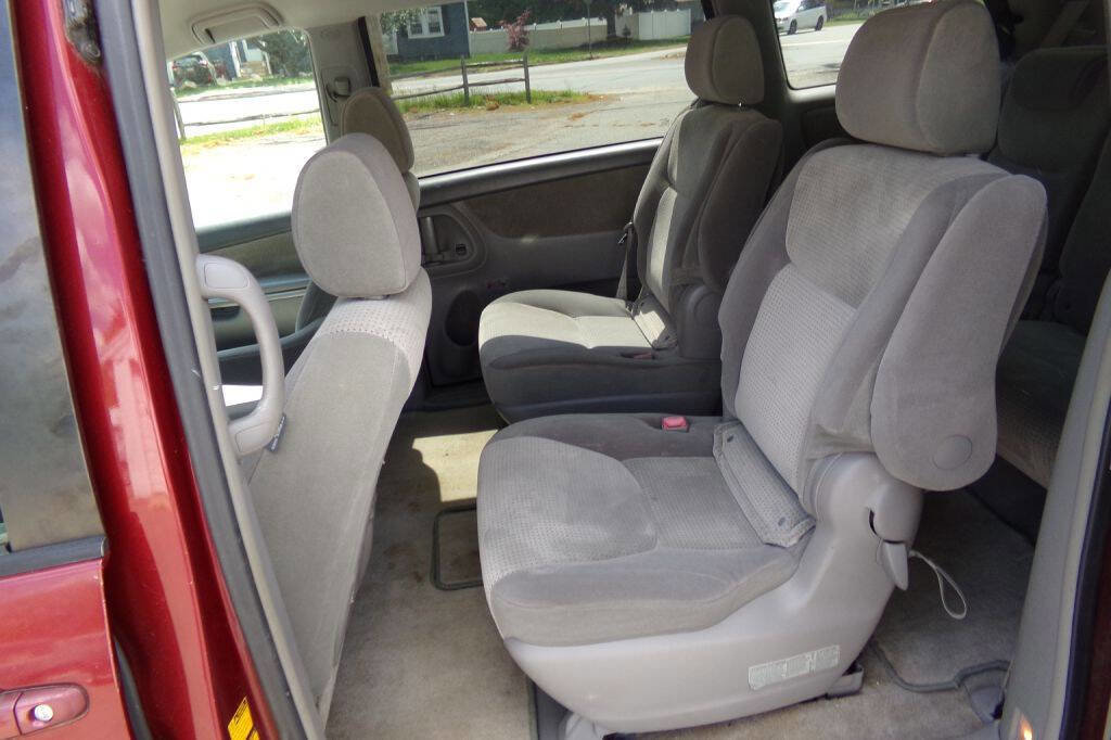 Used 2007 Toyota Sienna CE FWD image 6