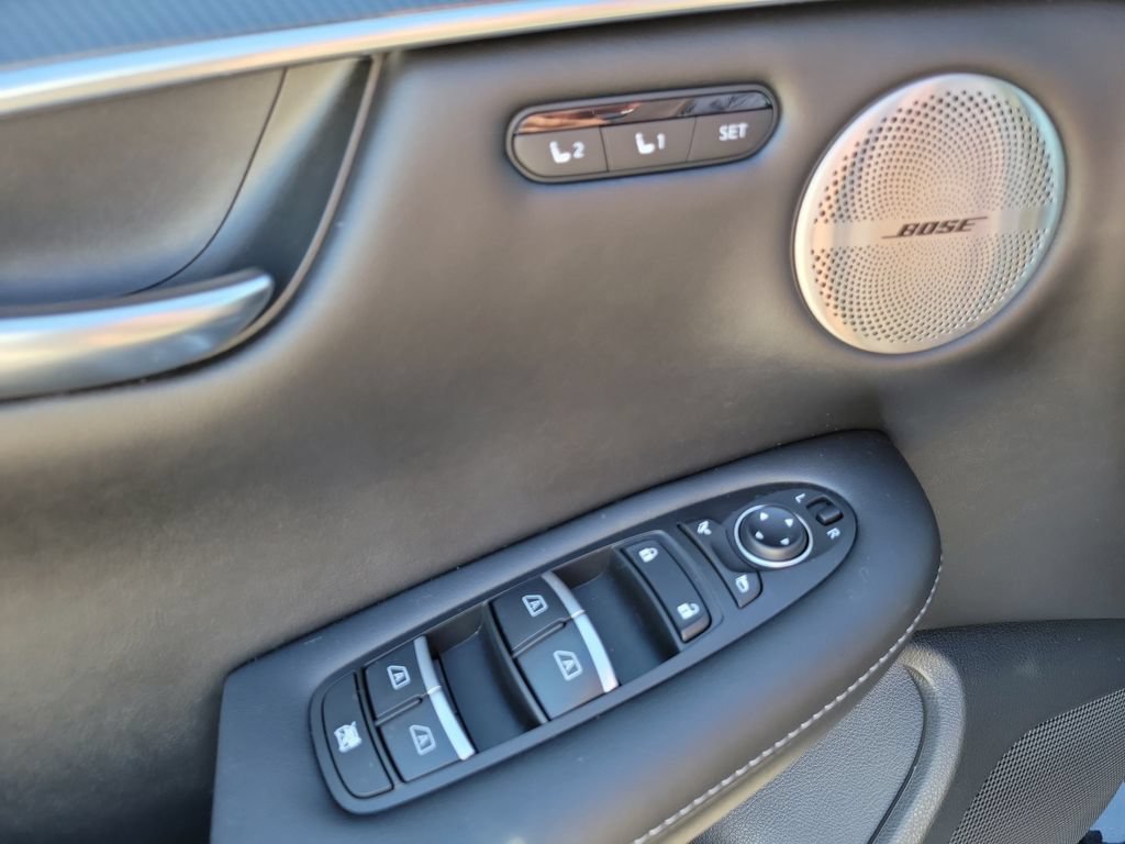 Used 2023 INFINITI QX50 Sport AWD/4WD image 22