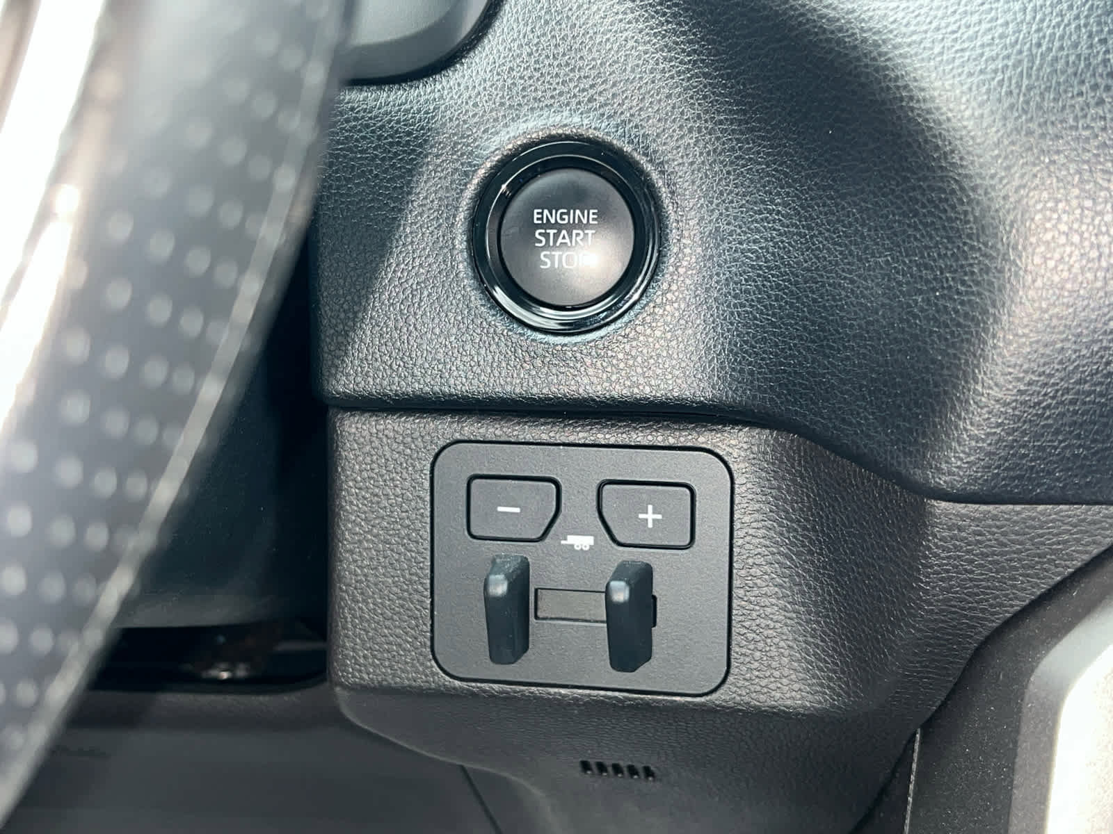 Certified 2025 Toyota Tundra SR5 w/ SR5 Convenience Package image 28