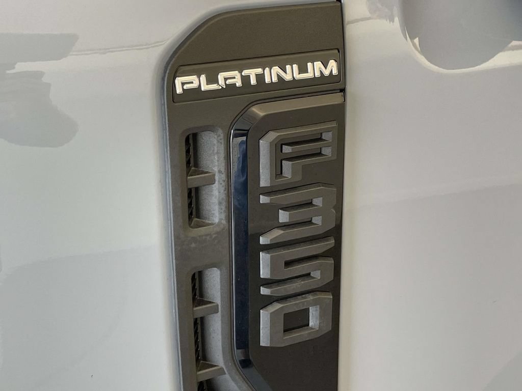 Used 2025 Ford F350 Platinum AWD/4WD image 11
