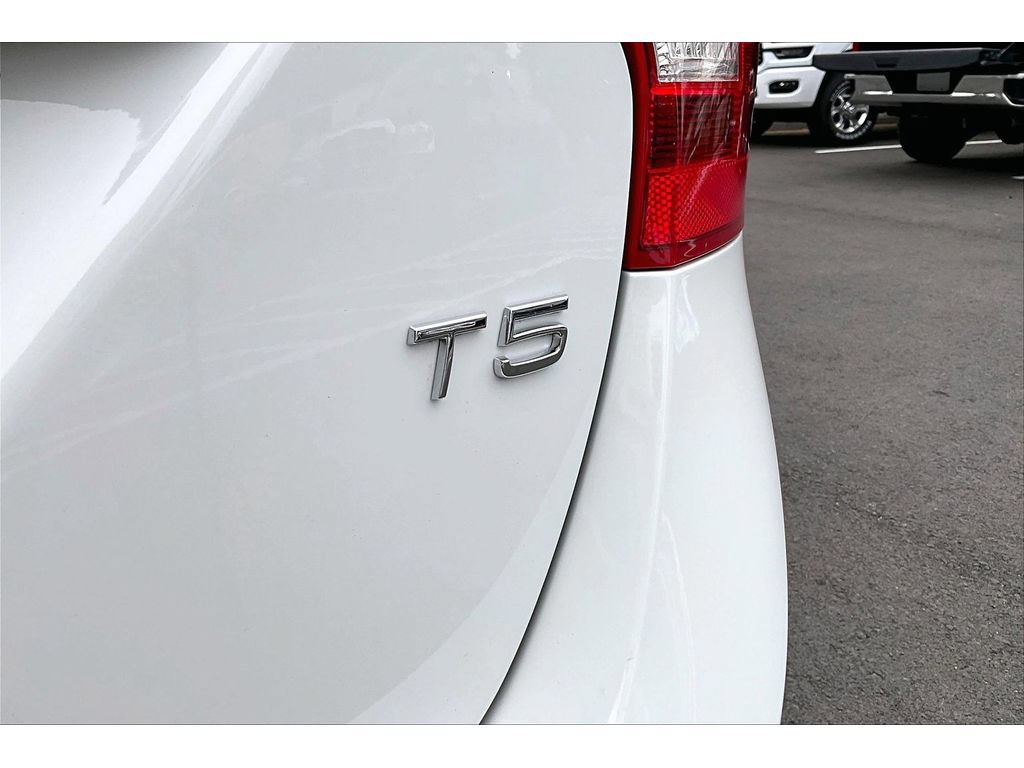 Used 2015 Volvo V60 T5 Premier FWD image 8