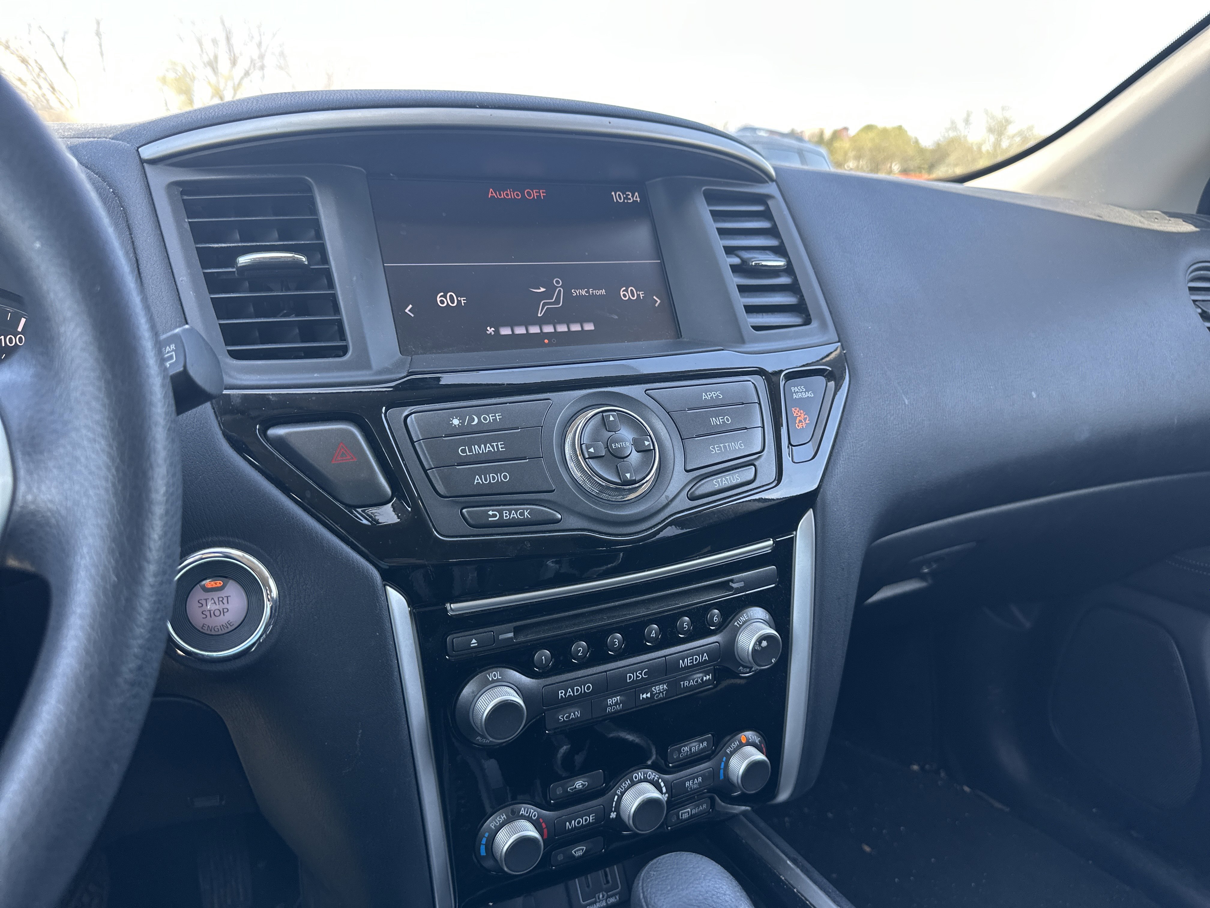 Used 2019 Nissan Pathfinder S image 28