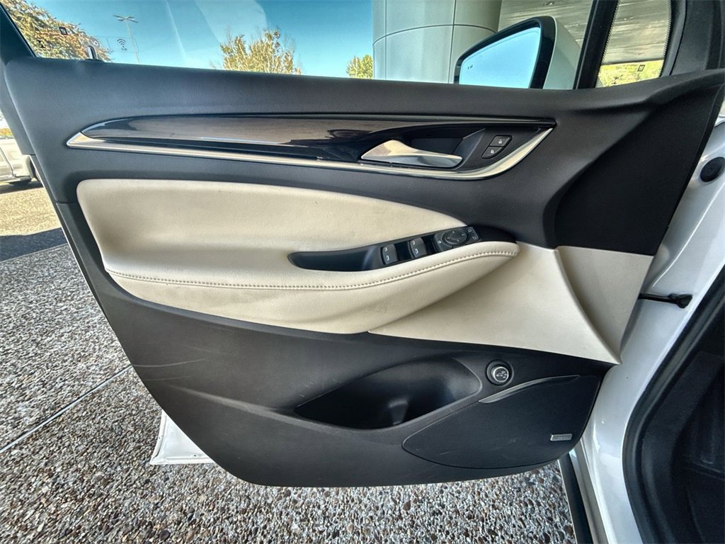 Certified 2022 Buick Enclave Essence w/ Experience Buick Package image 21