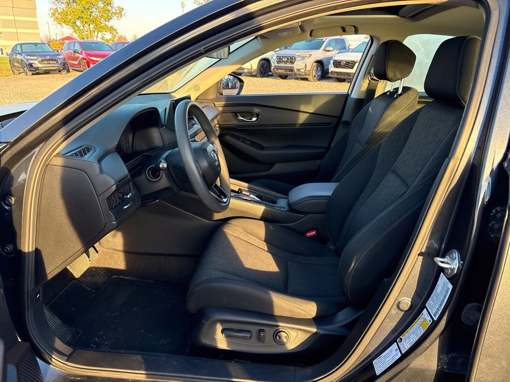 Used 2024 Honda Accord EX image 14