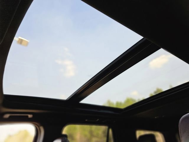 Used 2024 Ford Expedition Limited image 27