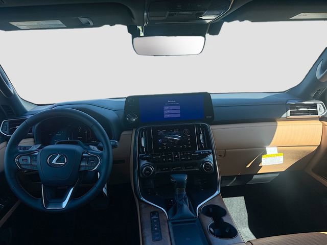 New 2026 Lexus LX 600 4WD w/ Premium Package image 17